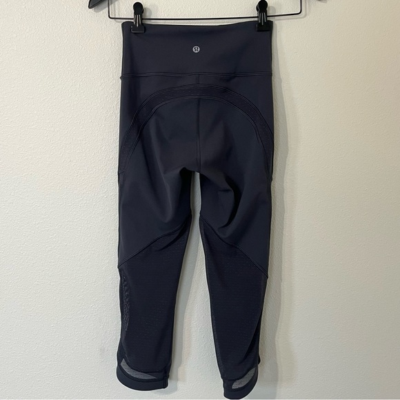 Lululemon Revitalize Cropped Leggings - Picture 6 of 8